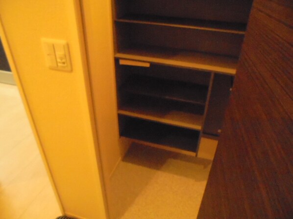 プレミアス三左衛門の物件内観写真